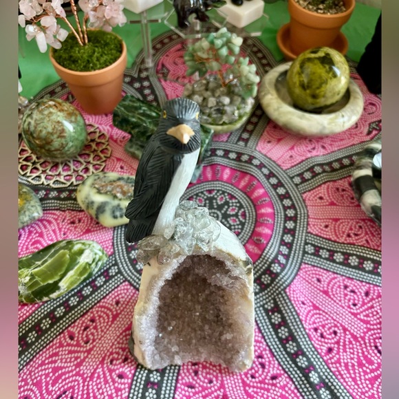 Gemstone Carving on Amethyst - Picture 7 of 9